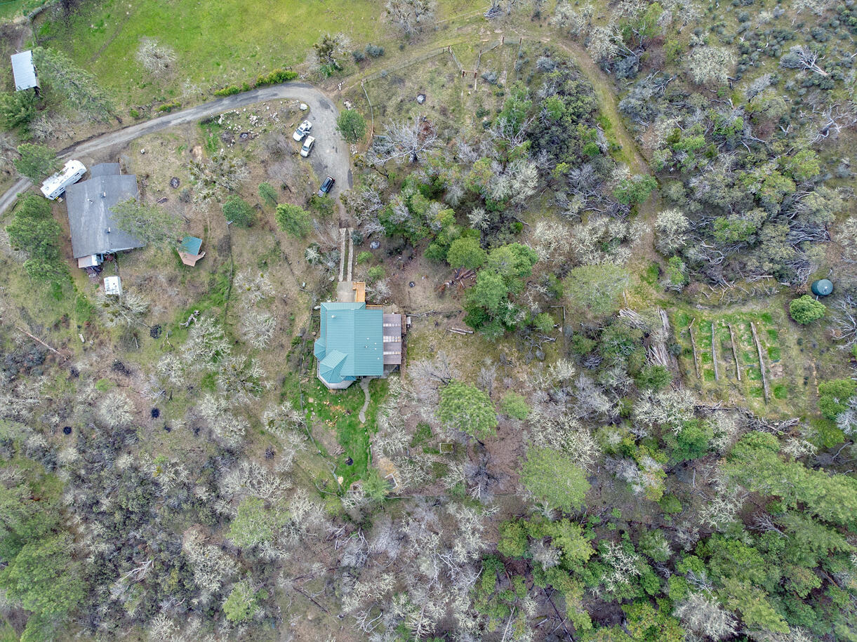 800 Messinger Road Williams, OR 97544 - Photo 46 of 51 46