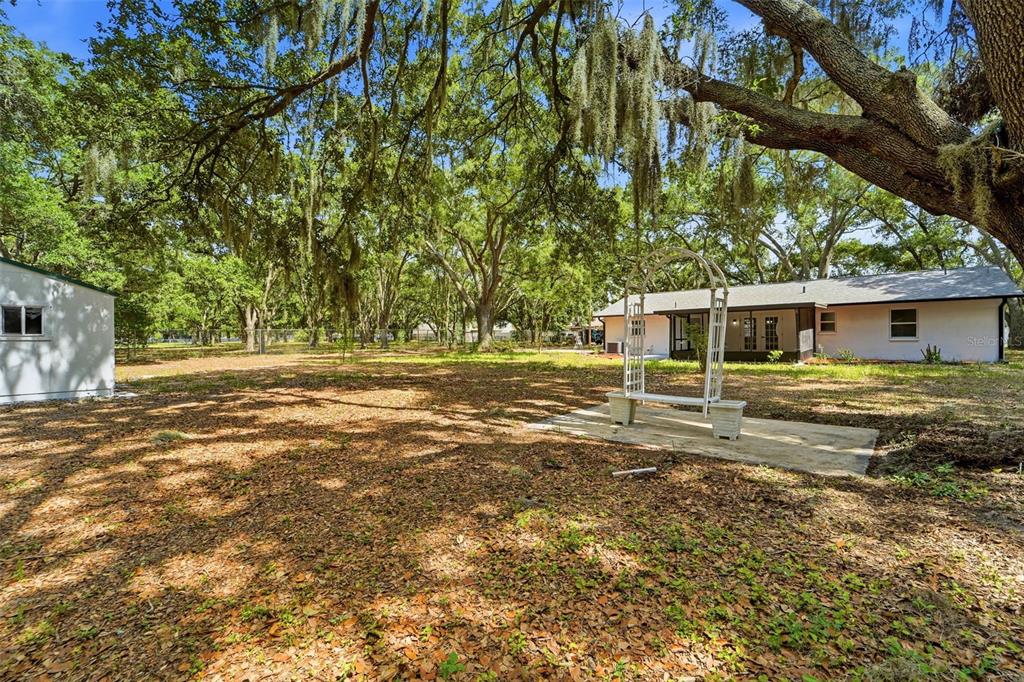 1918 Sydney Road Valrico, FL 33594 - Photo 25 of 35