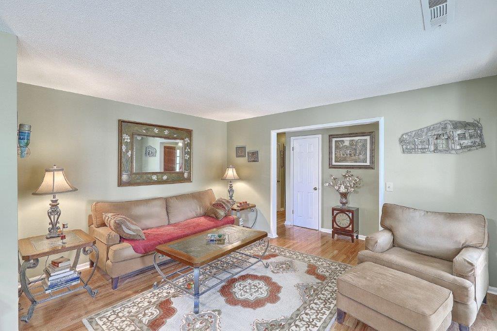 102 Clubhouse Road Summerville, SC 29483 - Photo 11 of 29 1R3A7421_2_3_4_5_6_7