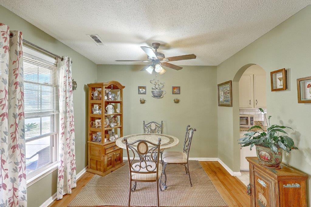 102 Clubhouse Road Summerville, SC 29483 - Photo 12 of 29 1R3A7428_29_30_31_32_33_34