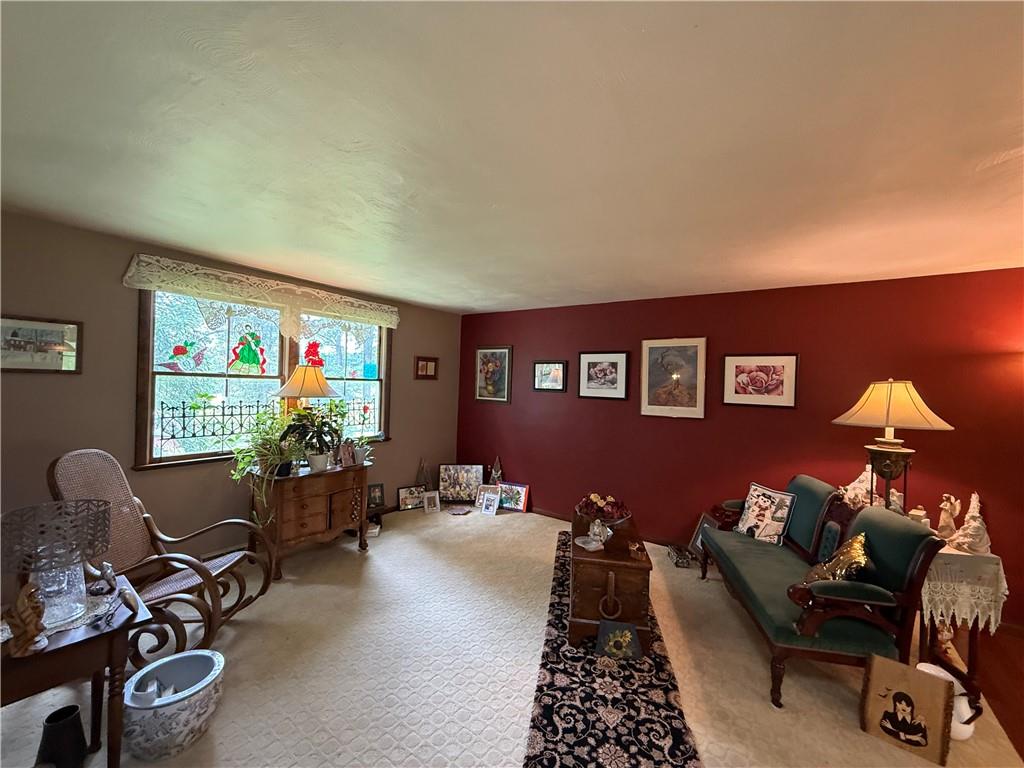 198 Myers Road Vandergrift, PA 15690 - Photo 3 of 50
