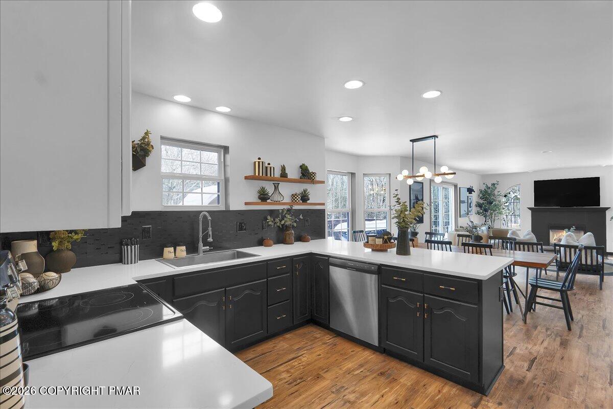 294 Stillwater Drive Pocono Summit, PA 18346 - Photo 19 of 56 14-A7401548