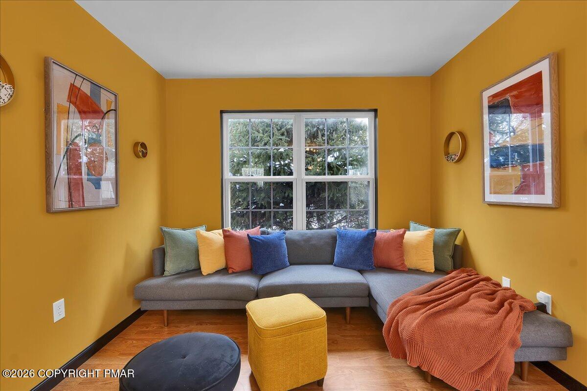 294 Stillwater Drive Pocono Summit, PA 18346 - Photo 3 of 56 40-A7401688