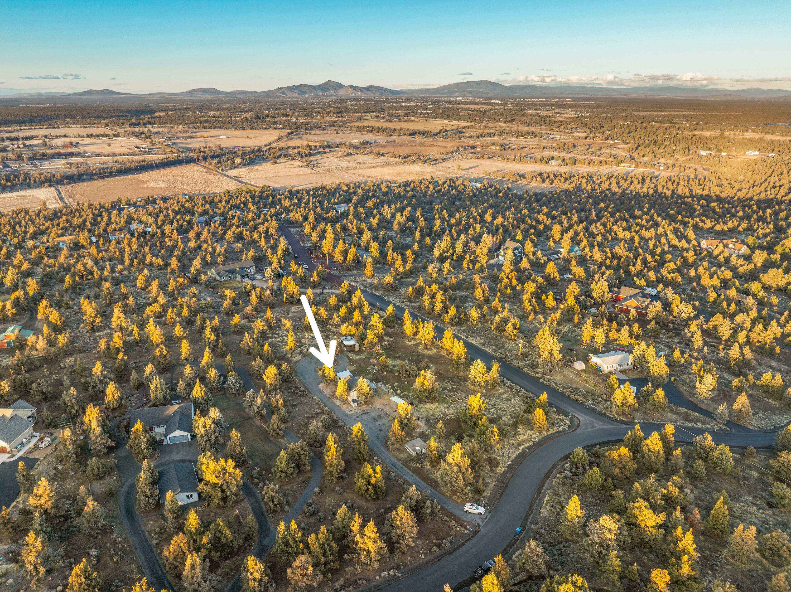 21150 Southwest Gift Road Bend, OR 97703 - Photo 38 of 47 Aerial