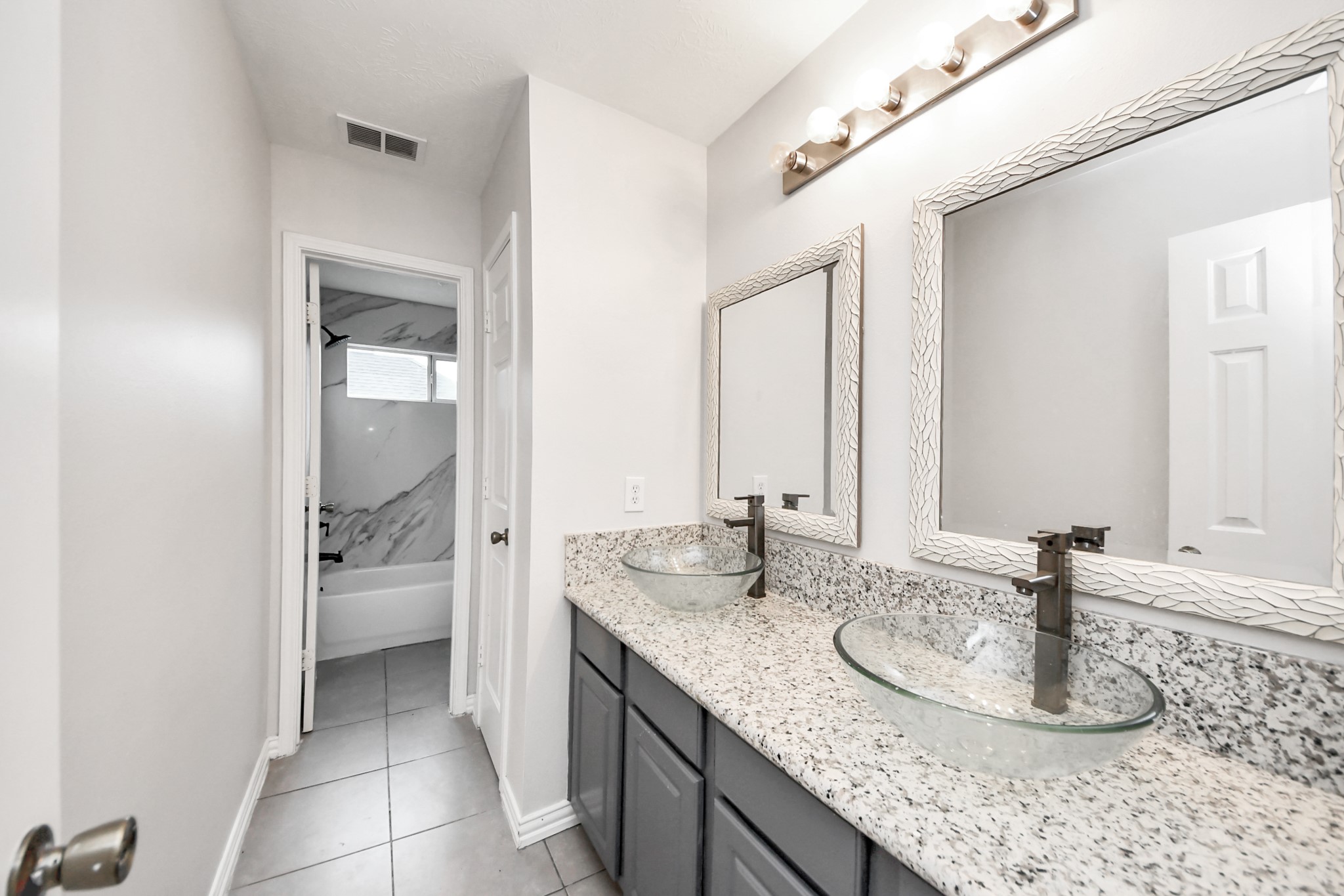 1910 Fallow Lane Houston, TX 77049 - Photo 20 of 25