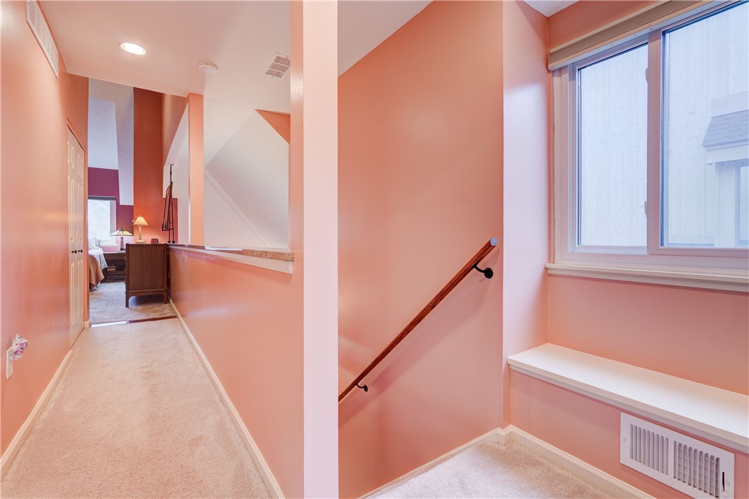 959 East Avenue Rochester, NY 14607 - Photo 23 of 49