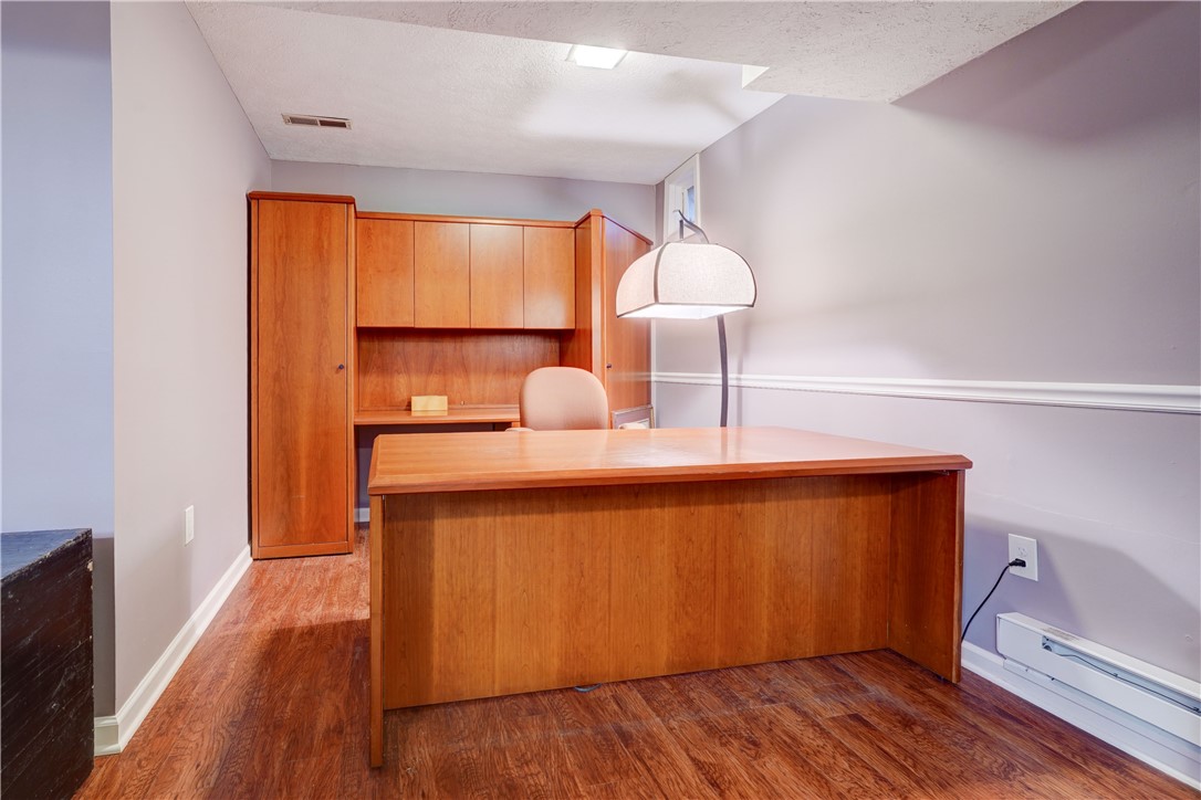 959 East Avenue Rochester, NY 14607 - Photo 41 of 49