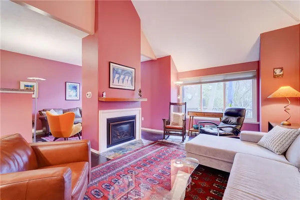 $424,900 | 959 East Avenue, Rochester, NY 14607