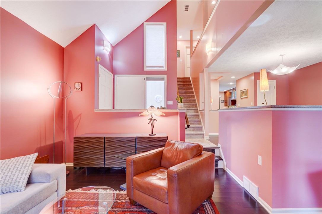 959 East Avenue Rochester, NY 14607 - Photo 10 of 49