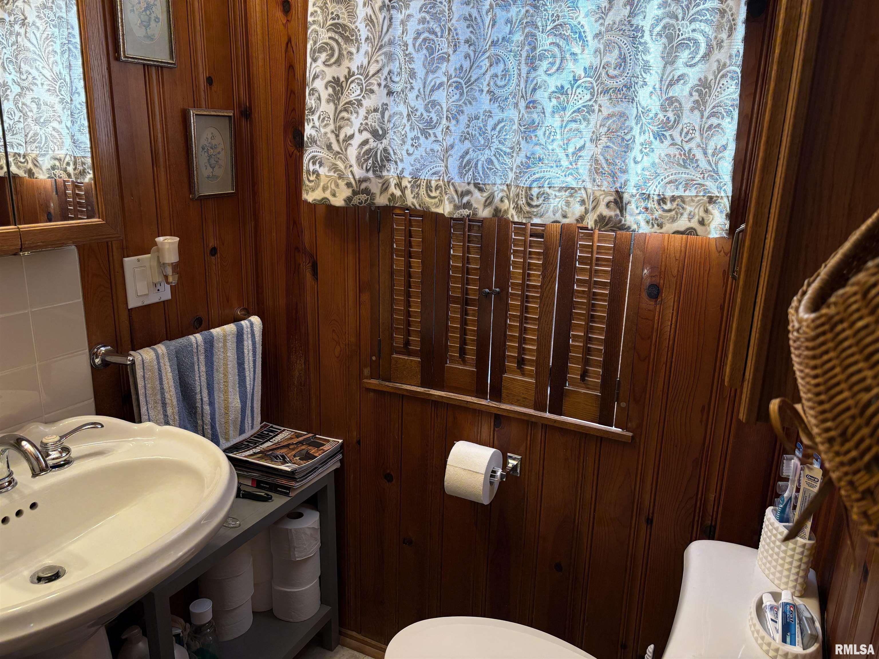 831 East 5th Street Centralia, IL 62801 - Photo 16 of 24