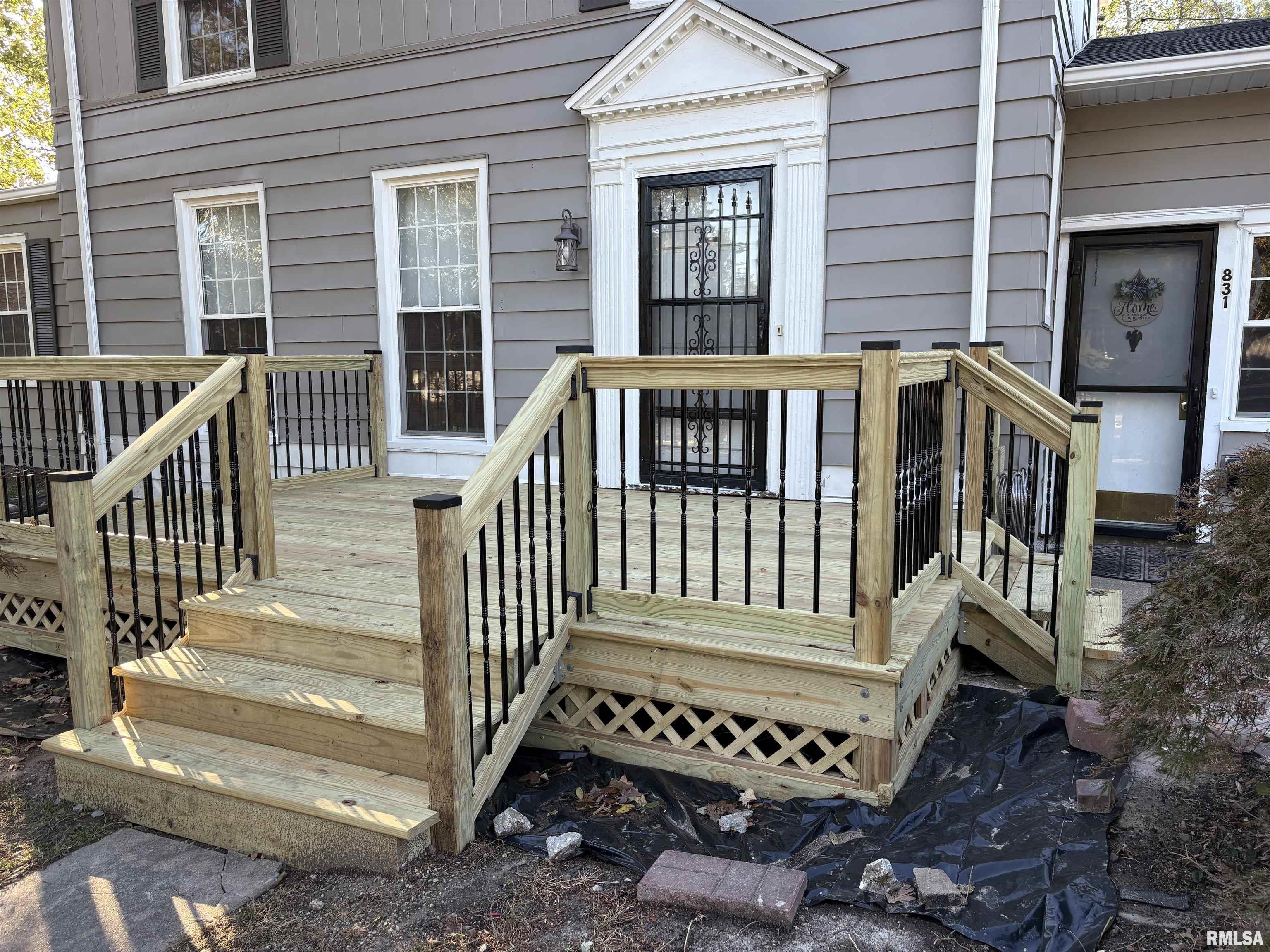 831 East 5th Street Centralia, IL 62801 - Photo 3 of 24