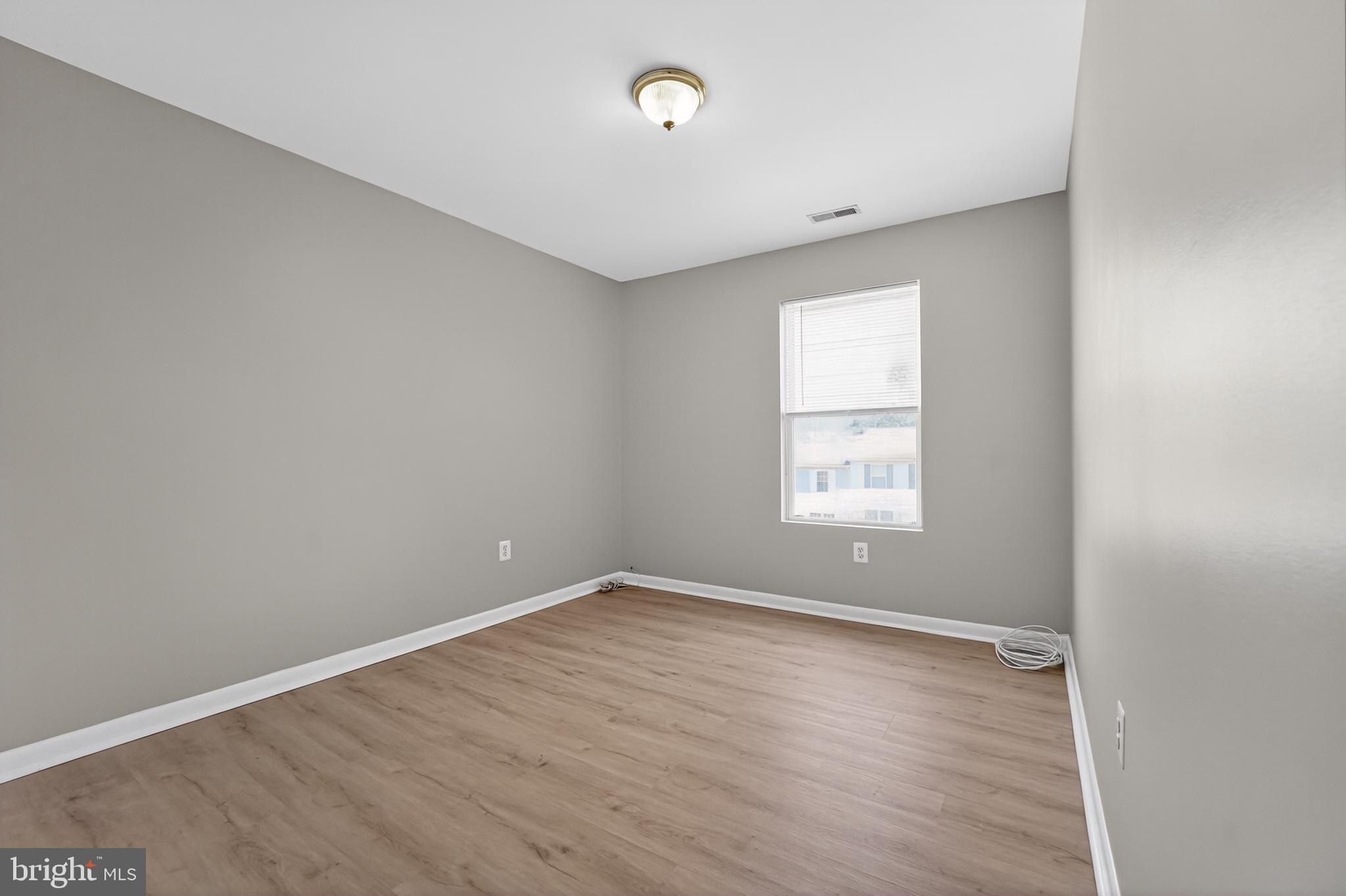 4630 Warren Tree Way Baltimore, MD 21229 - Photo 21 of 29