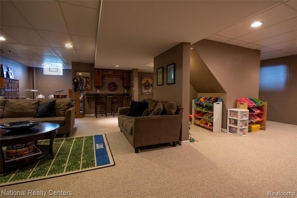 1963 North Fairview Lane Rochester Hills, MI 48306 - Photo 27 of 34