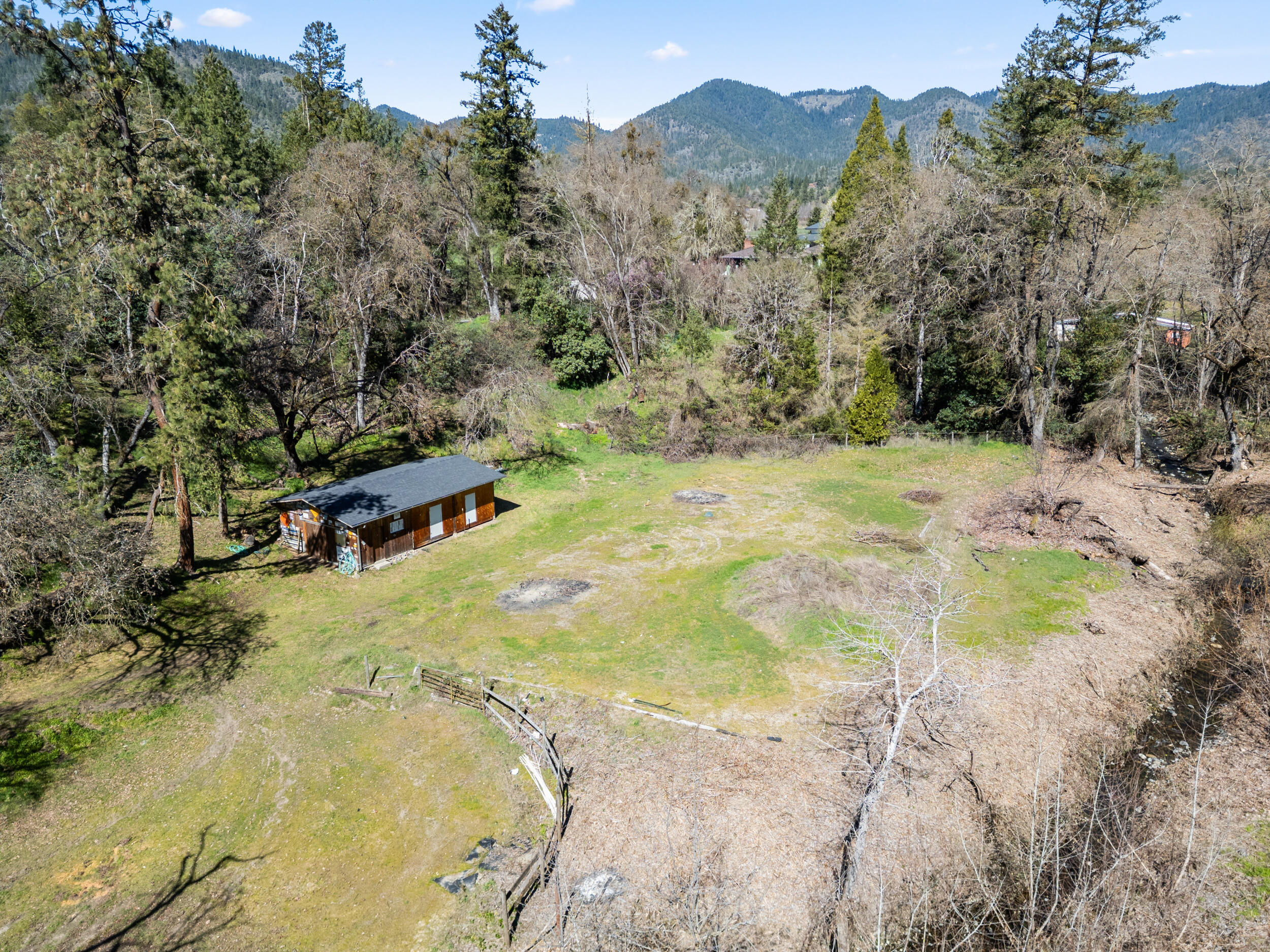 151 Kubli Road Grants Pass, OR 97527 - Photo 40 of 55