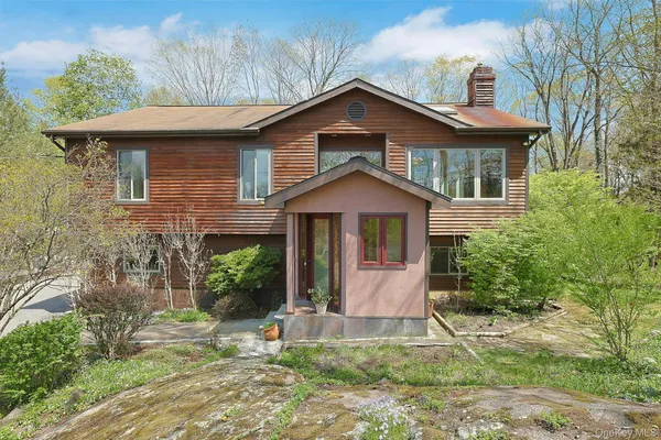 $758,888 | 136 Furnace Woods Road, Cortlandt Manor, NY 10567