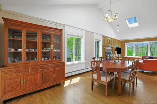 $758,888 | 136 Furnace Woods Road, Cortlandt Manor, NY 10567