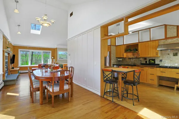 $758,888 | 136 Furnace Woods Road, Cortlandt Manor, NY 10567