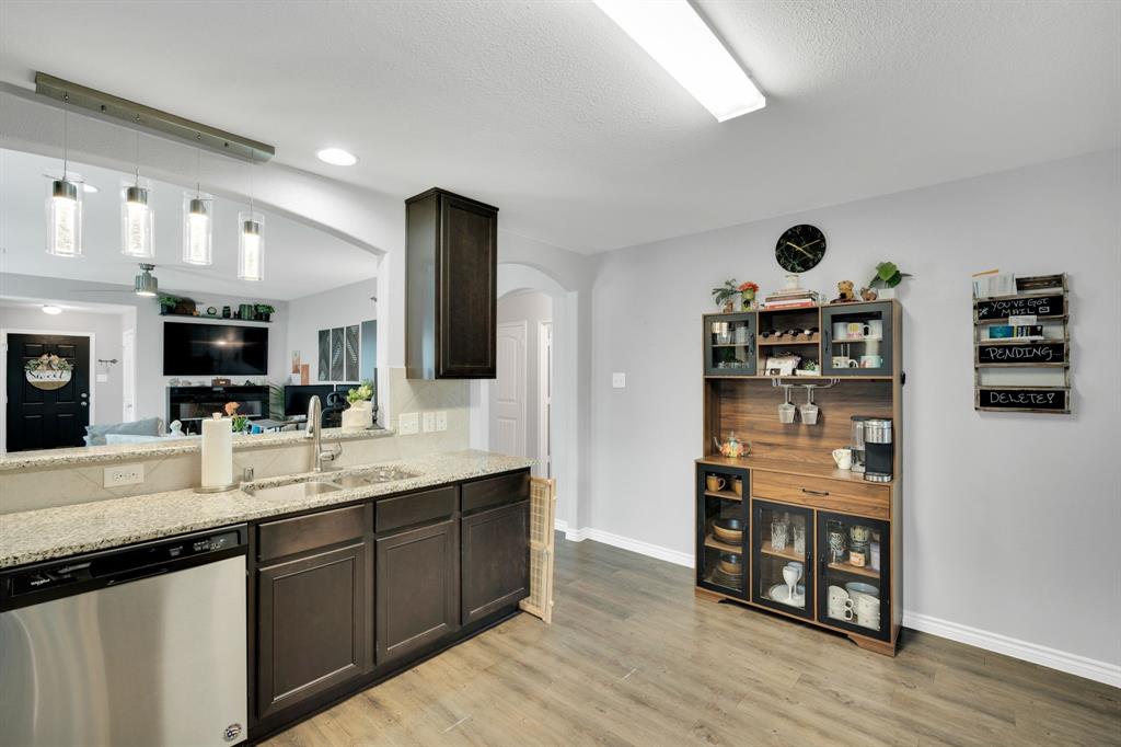 3308 Robin Road Ennis, TX 75119 - Photo 19 of 25 Gallery Image 19