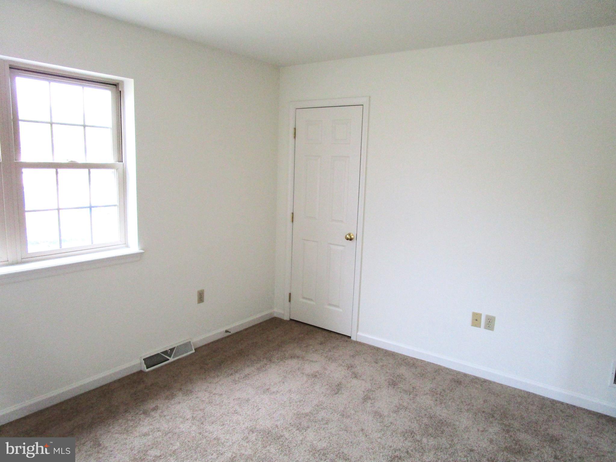 3044 Spectrum Road Dover, PA 17315 - Photo 22 of 30 Gallery Image 22