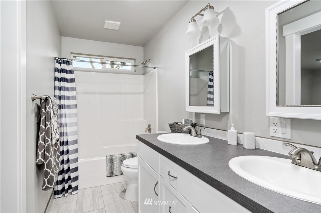 19005 Ivan Street Southwest Rochester, WA 98579 - Photo 22 of 27