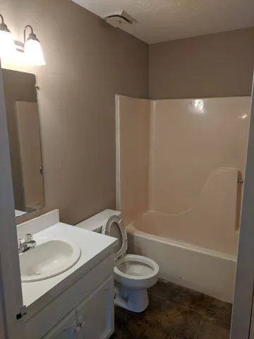 $1,095 | 201 Mack Alice Drive, Gallatin, TN 37066