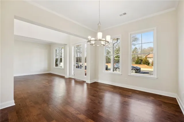 $729,900 | 5827 Creek Indian Drive, Sugar Hill, GA 30518