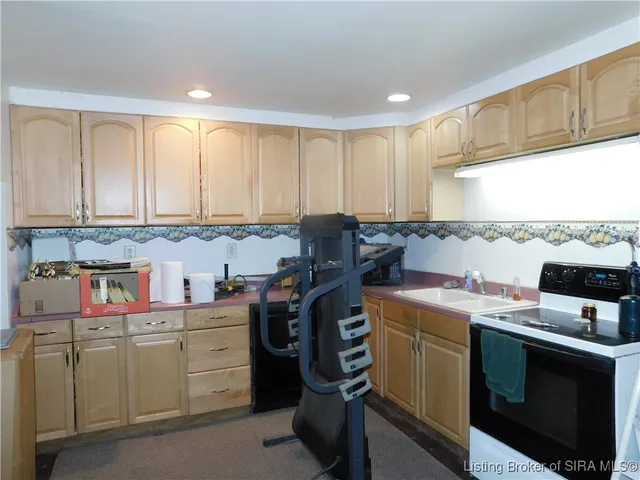 $499,900 | 4946 West Arrow Road, Salem, IN 47167