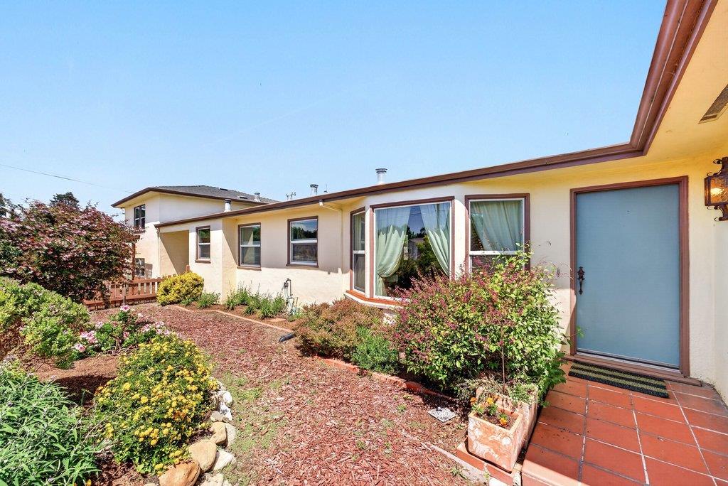 546 Green Valley Road Watsonville, CA 95076 - Photo 8 of 54
