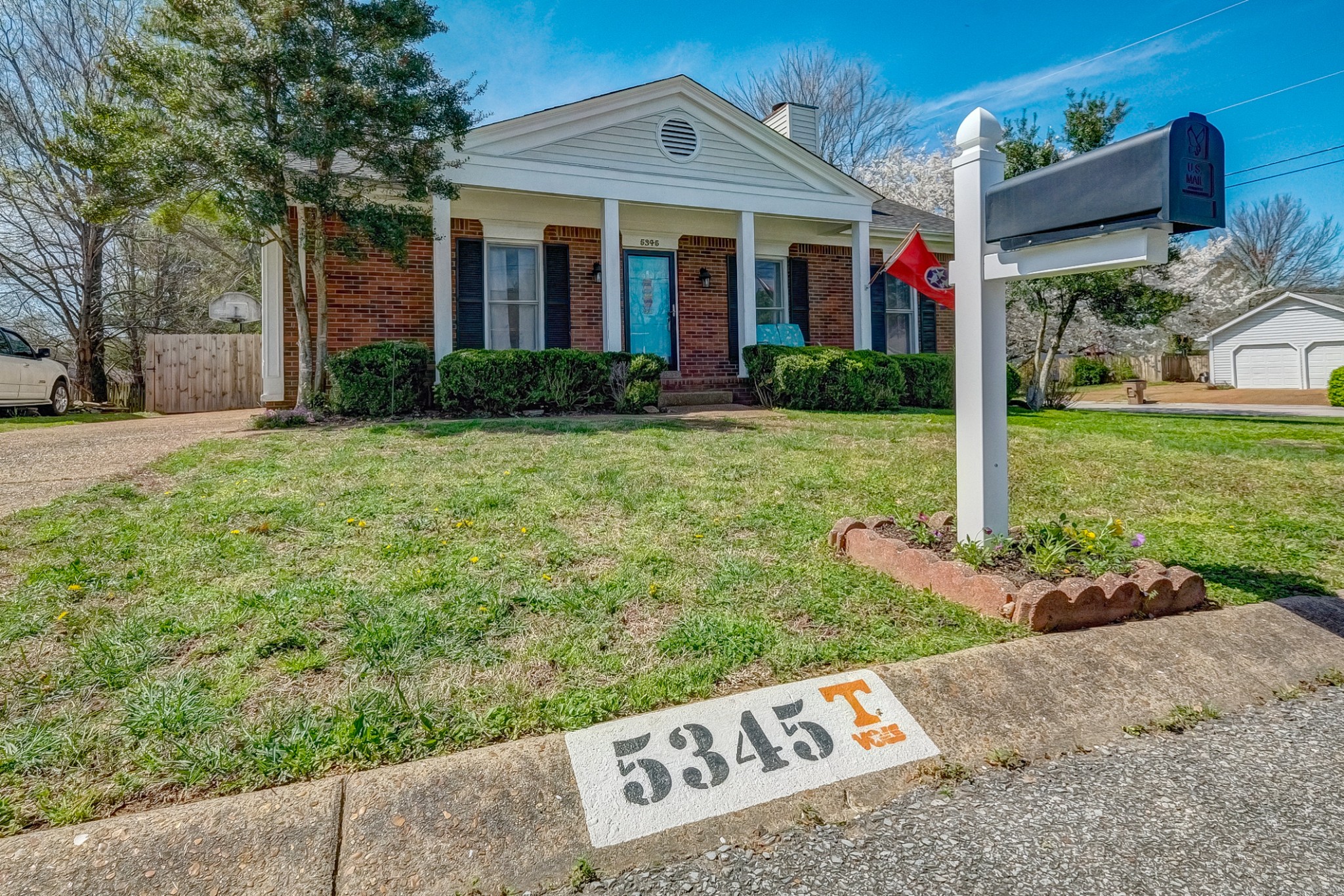 5345 Hunters Ridge Nashville, TN 37211 - Photo 3 of 45 Gallery Image 3
