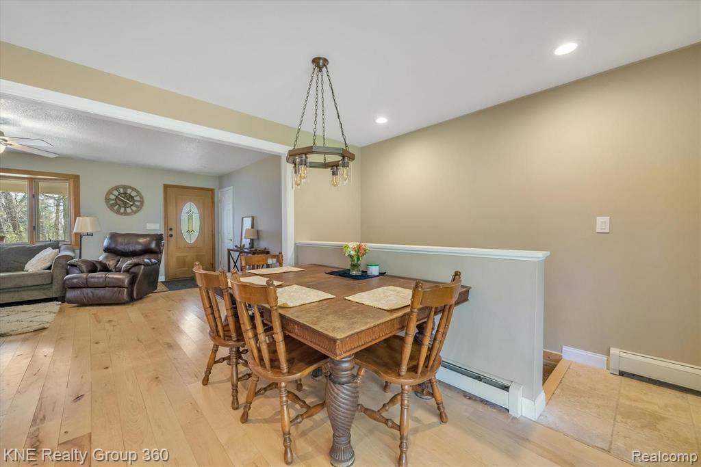 20470 Barton Road Pinckney, MI 48169 - Photo 11 of 35 Gallery Image 11