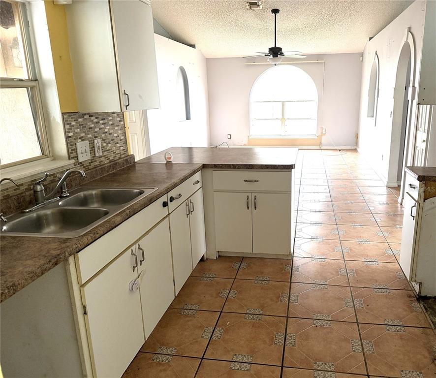 3208 Kings Ridge Terrace Deltona, FL 32725 - Photo 5 of 13 Gallery Image 5
