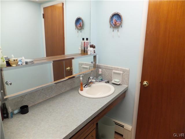 1625 Clearview Road Coplay, PA 18037 - Photo 18 of 39 Gallery Image 18