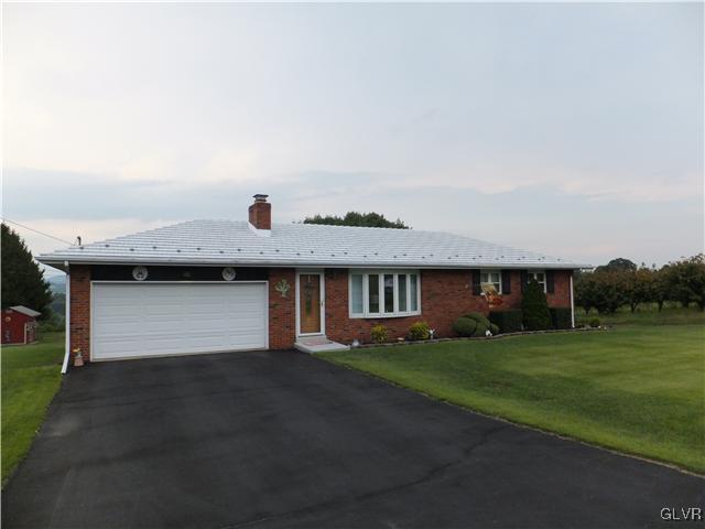 1625 Clearview Road Coplay, PA 18037 - Photo 2 of 39 Gallery Image 2