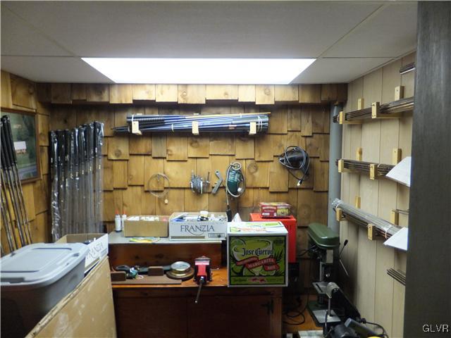1625 Clearview Road Coplay, PA 18037 - Photo 29 of 39 Gallery Image 29