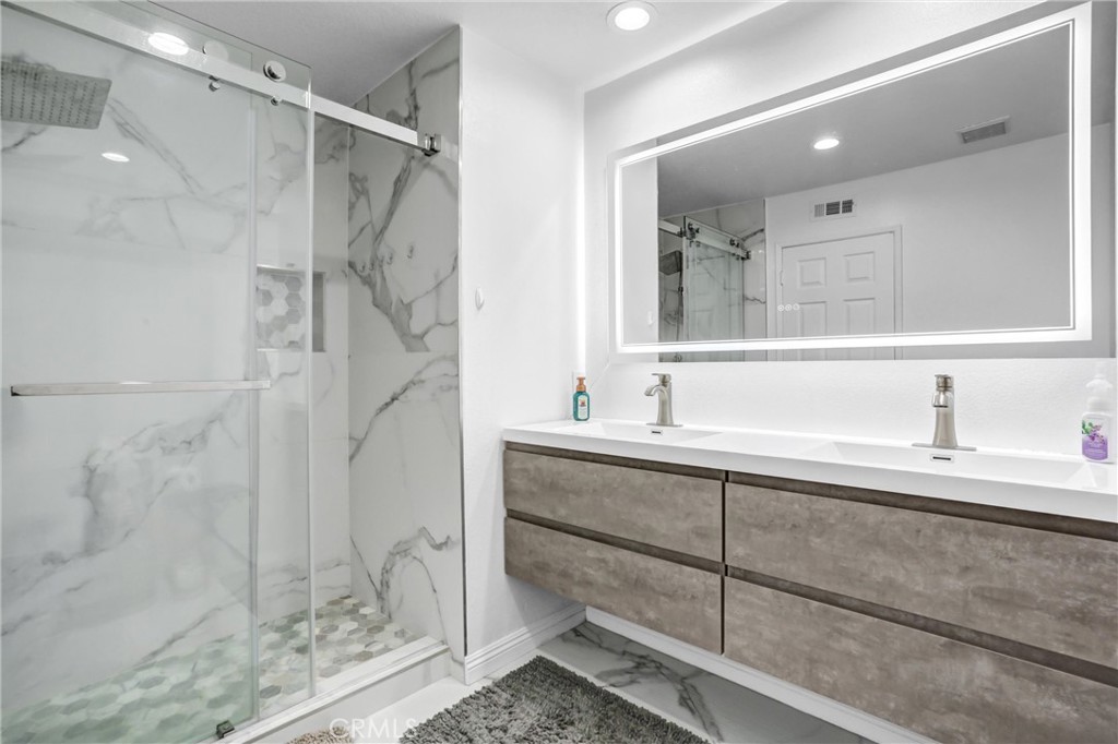 17102 Whispering Brook Way Riverside, CA 92503 - Photo 30 of 71 Gallery Image 30