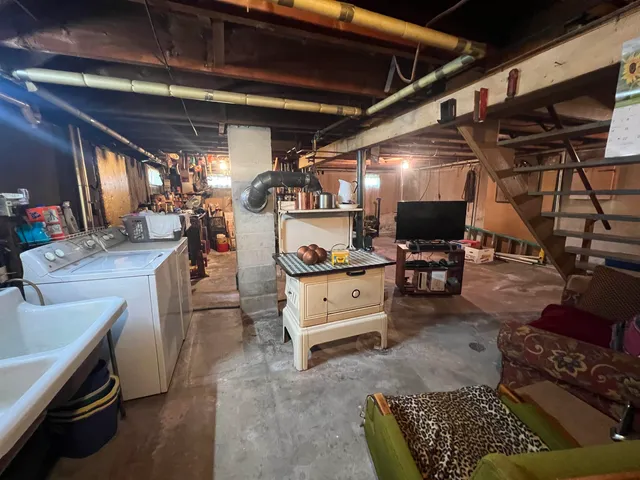 $237,500 | 37 Pine Island Avenue, Berlin, NH 03570