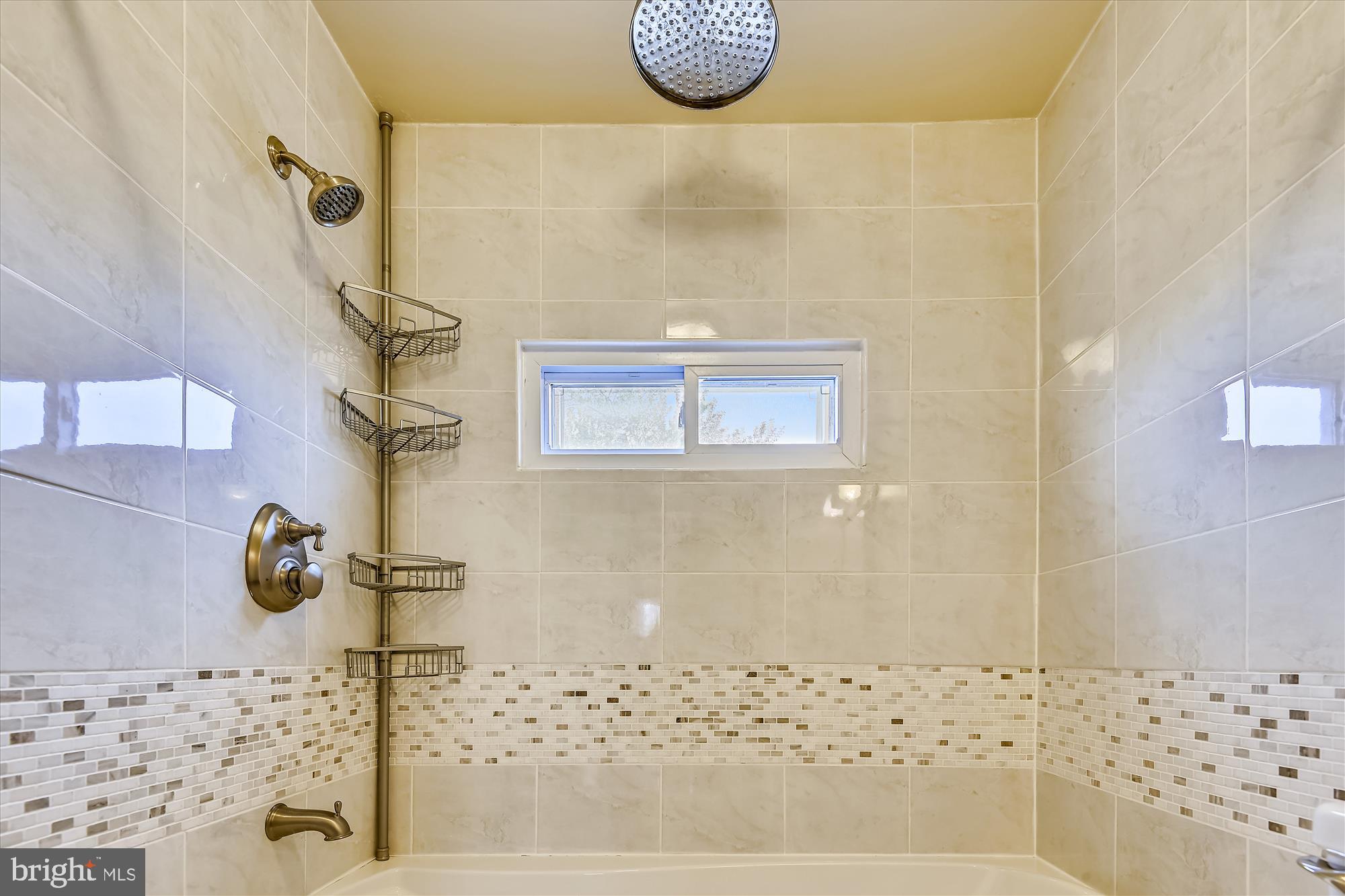 1808 Portship Road Baltimore, MD 21222 - Photo 27 of 57
