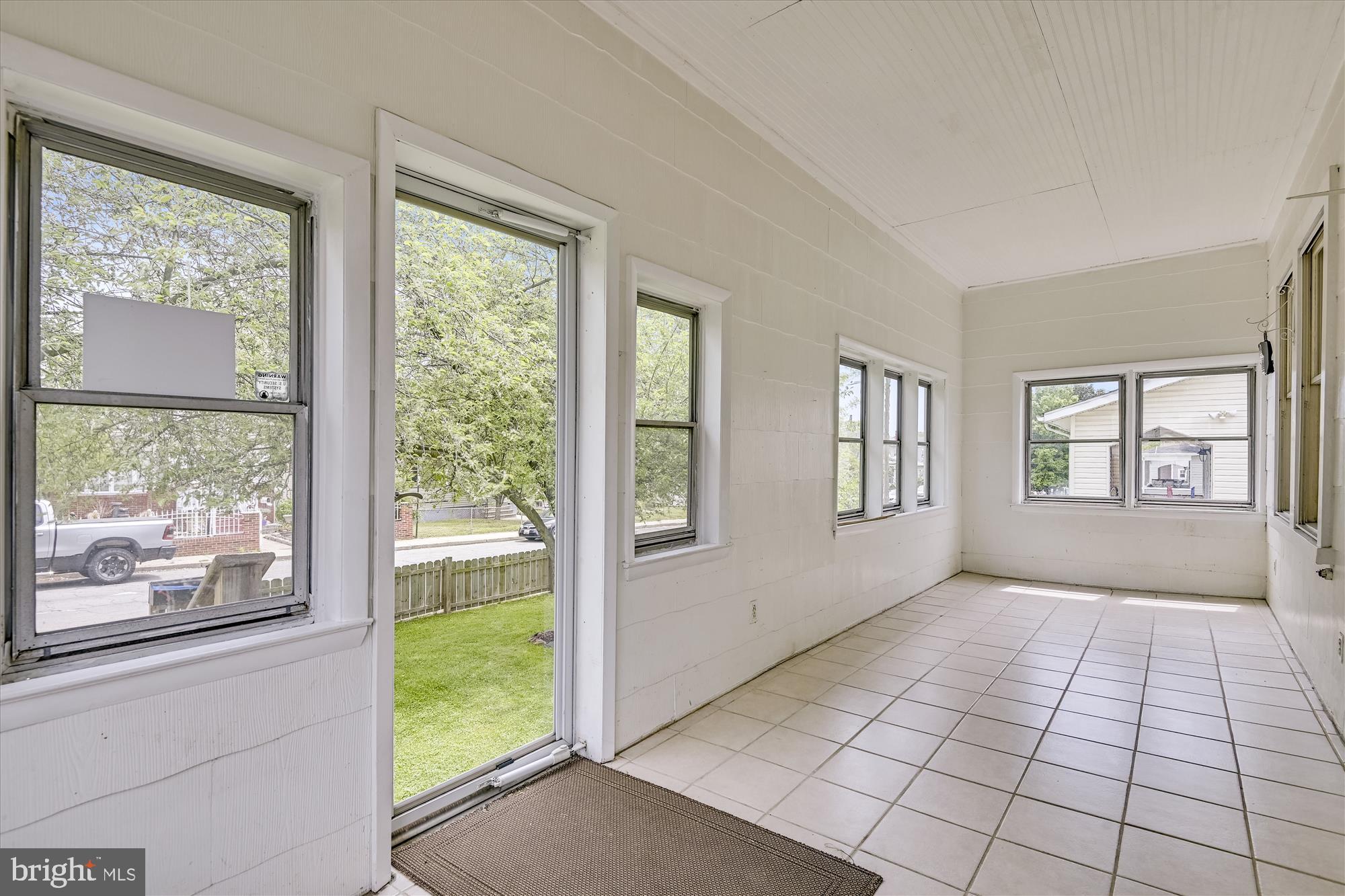 1808 Portship Road Baltimore, MD 21222 - Photo 4 of 57