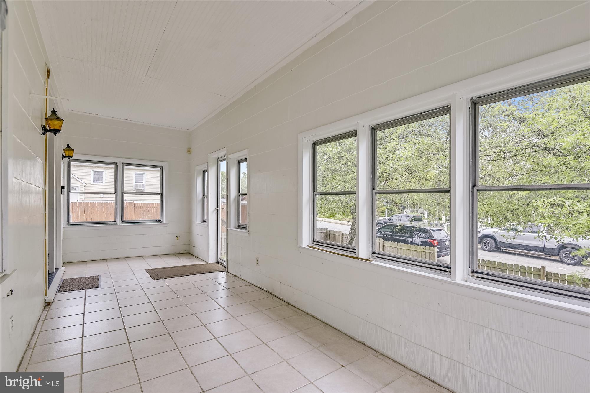 1808 Portship Road Baltimore, MD 21222 - Photo 5 of 57