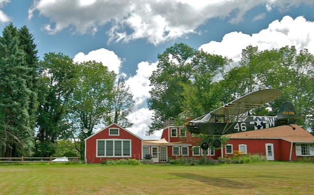 18 Platts Hill Road Newtown, CT 06470 - Photo 12 of 15 a front view of a house with garden