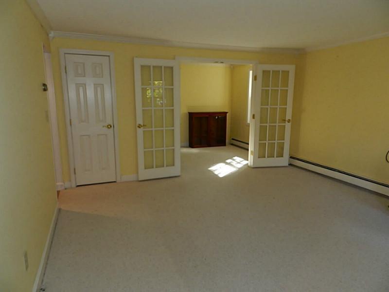 17 Caly Hollow Road Kennebunk, ME 04043 - Photo 5 of 18 Living Room.