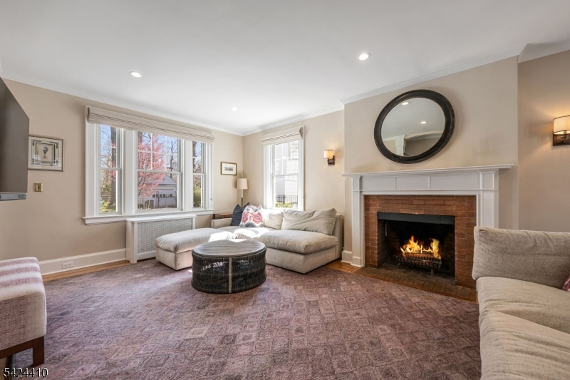 20 Georgian Road Morristown, NJ 07960 - Photo 3 of 39