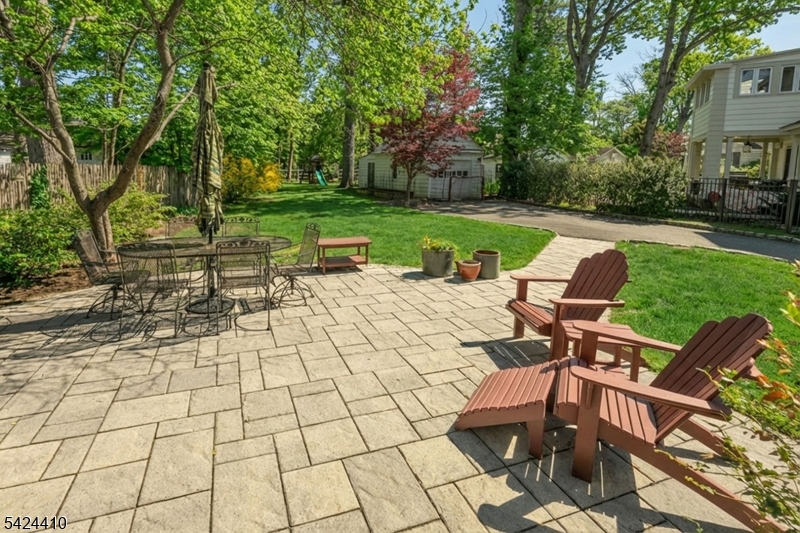 20 Georgian Road Morristown, NJ 07960 - Photo 33 of 39