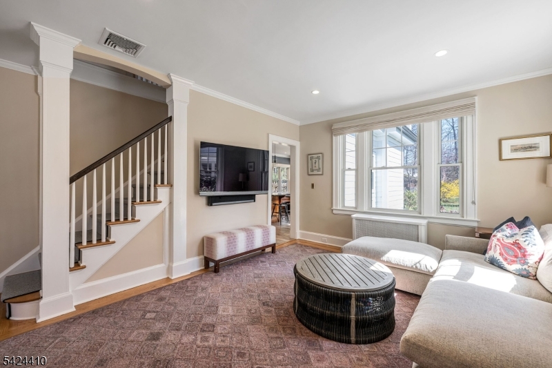 20 Georgian Road Morristown, NJ 07960 - Photo 4 of 39