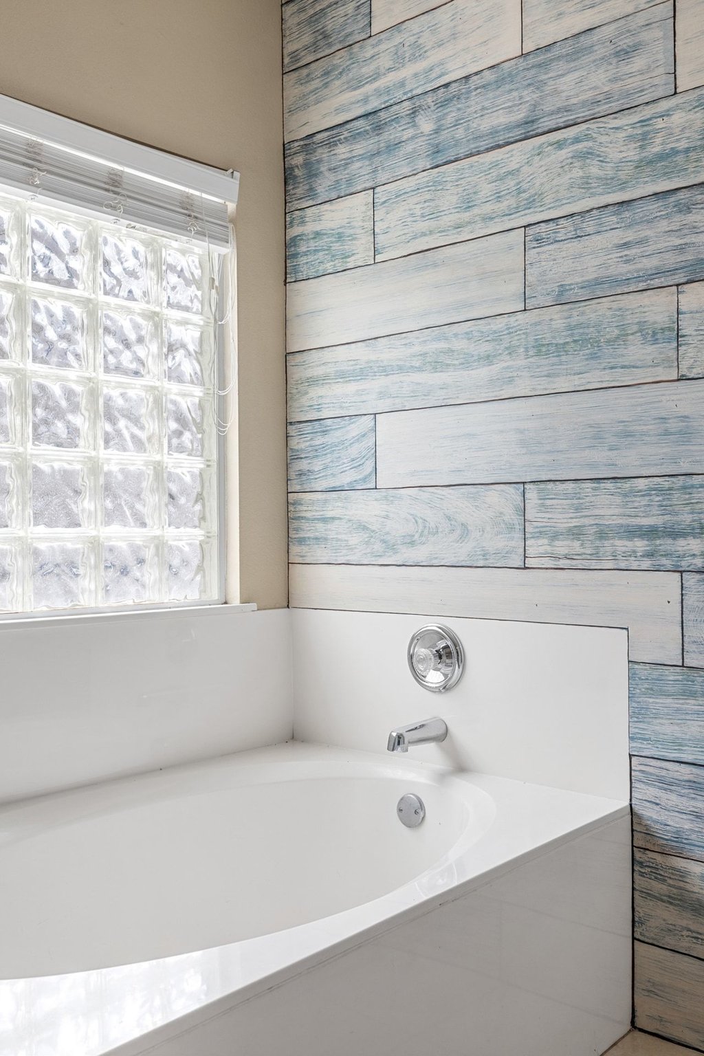 207 Rosedale Boulevard Georgetown, TX 78628 - Photo 16 of 31 a close view of sink and tap