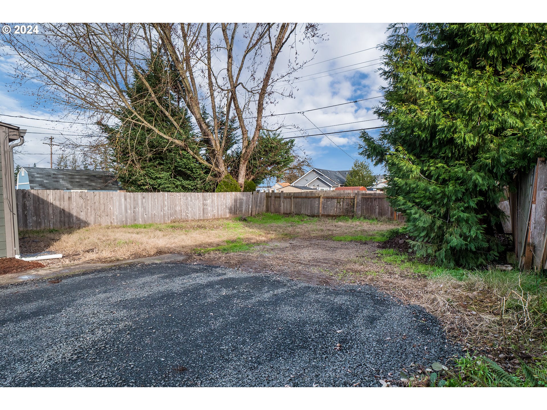 930 Elm Street Junction City, OR 97448 - Photo 25 of 33 a view of a backyard