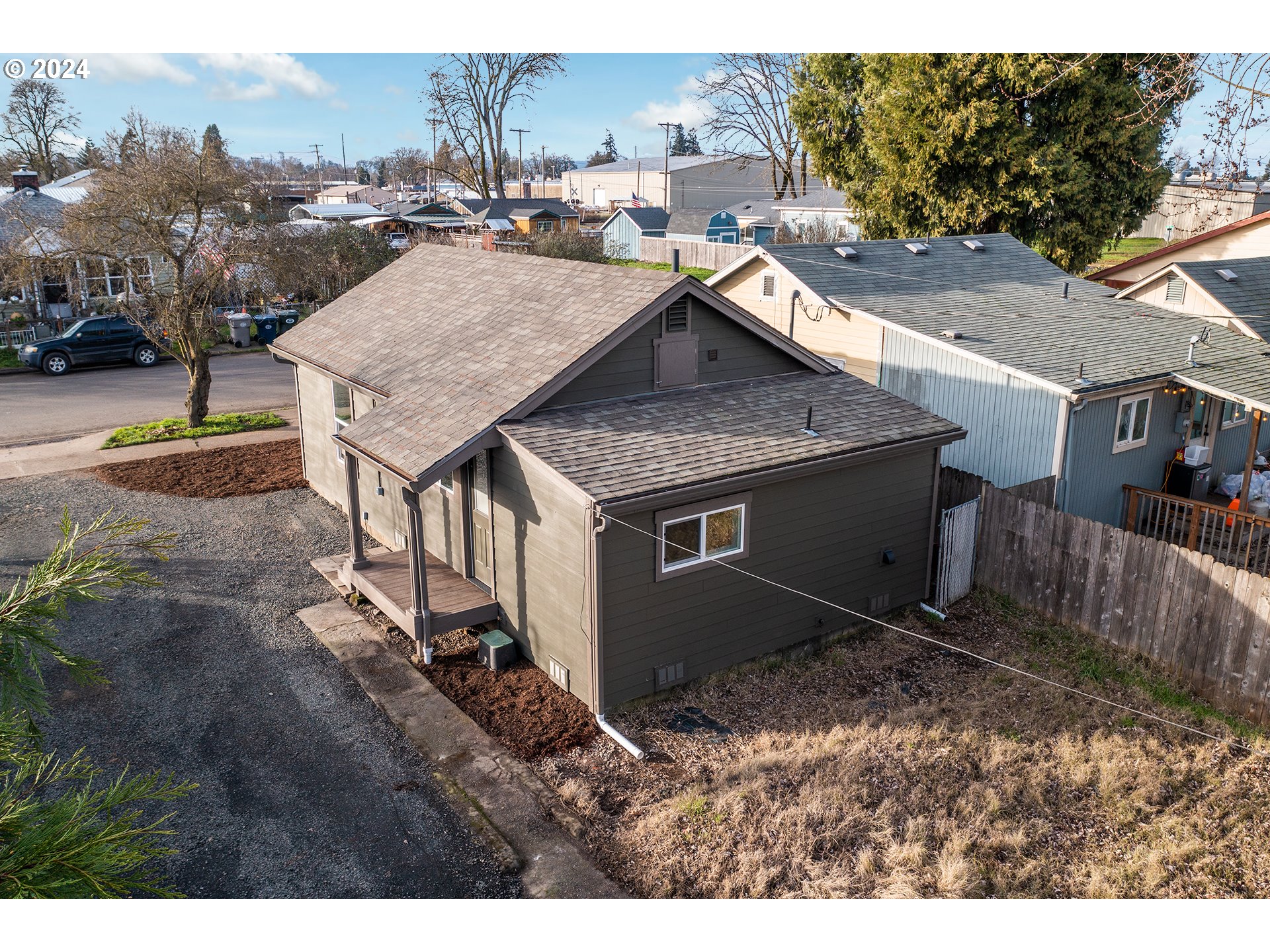 930 Elm Street Junction City, OR 97448 - Photo 30 of 33