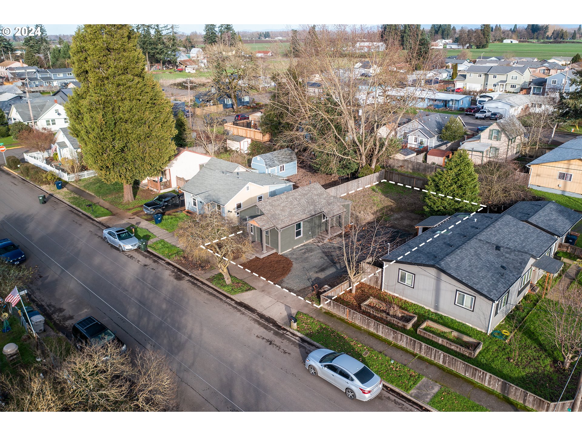 930 Elm Street Junction City, OR 97448 - Photo 33 of 33 a view of a city