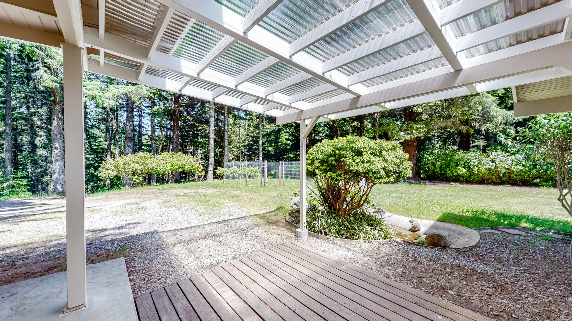 8088 Berta Road Eureka, CA 95503 - Photo 4 of 30 Front Porch View