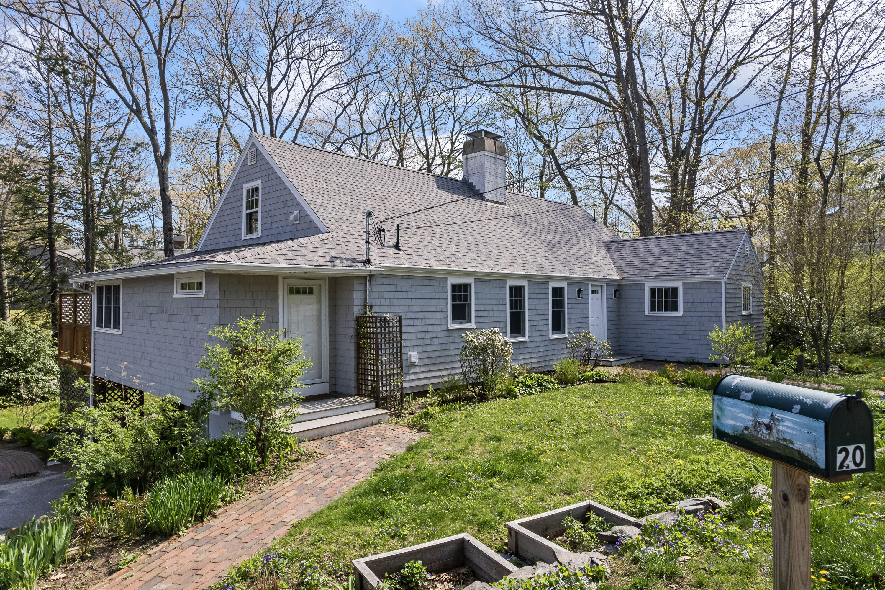 20 Robinhood Rd_108